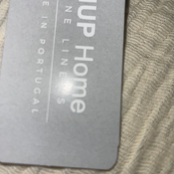 Inup Home Luxury THROW BLANKET Ivory MATELASSE MADE IN PORTUGAL 51”x 67”Cotton - Picture 5 of 7